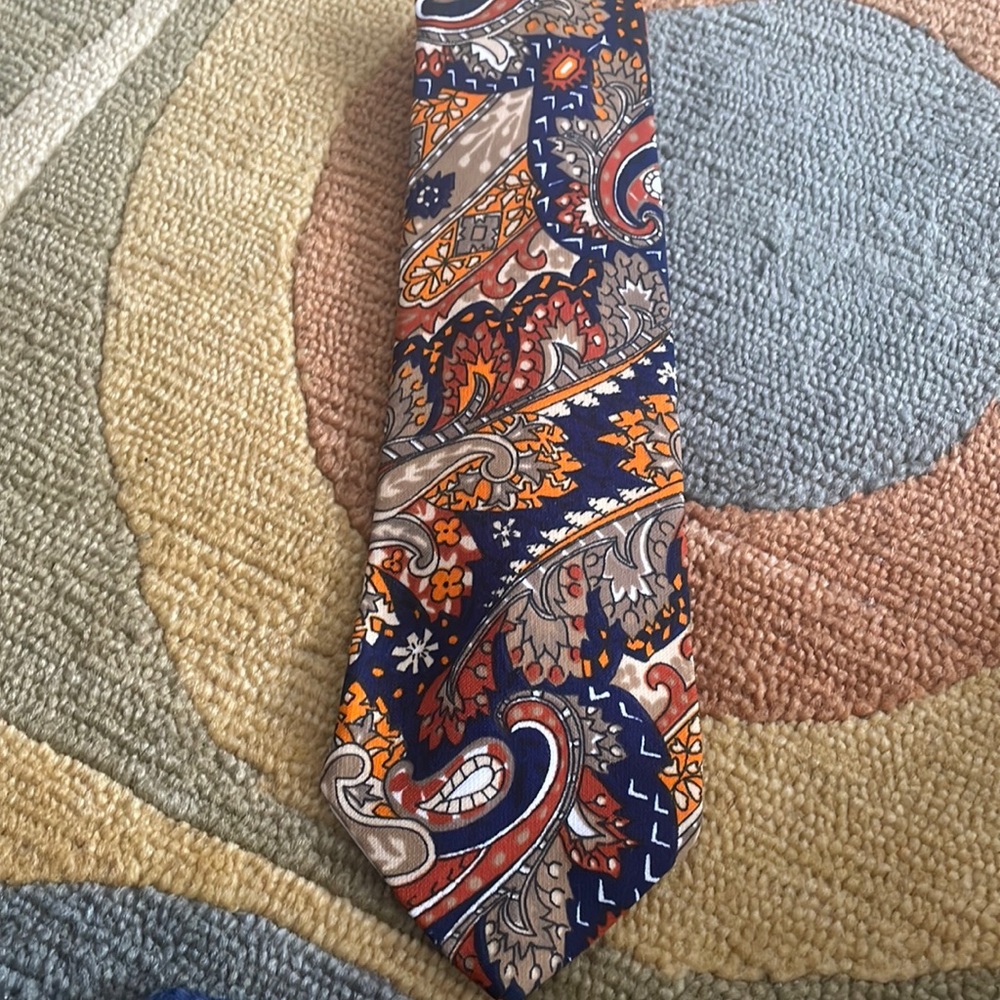 Vintage Barney’s New York Tie